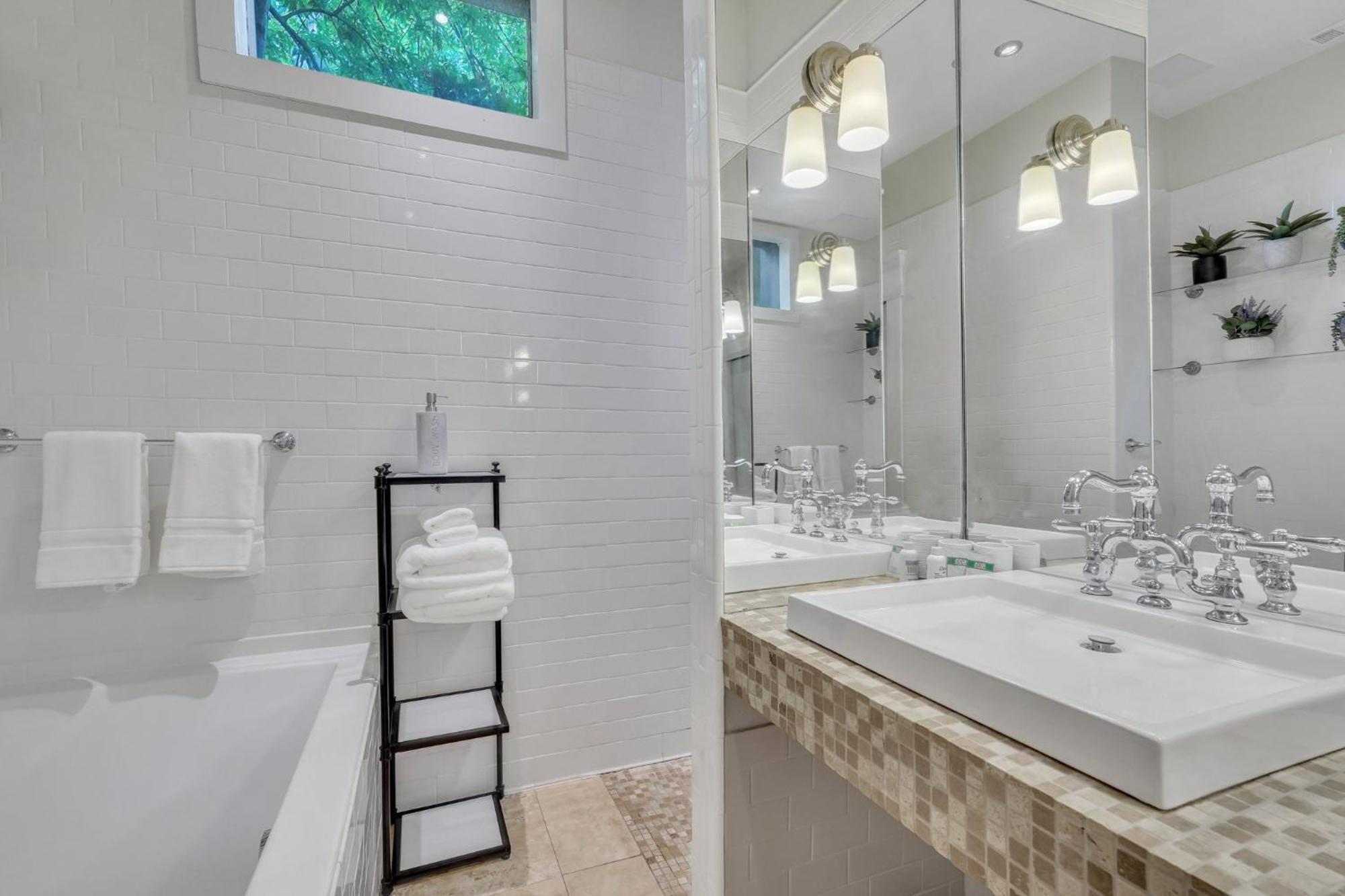 The Lincoln Loft, Near Forsyth Park With Free Parking Villa Savannah Eksteriør bilde