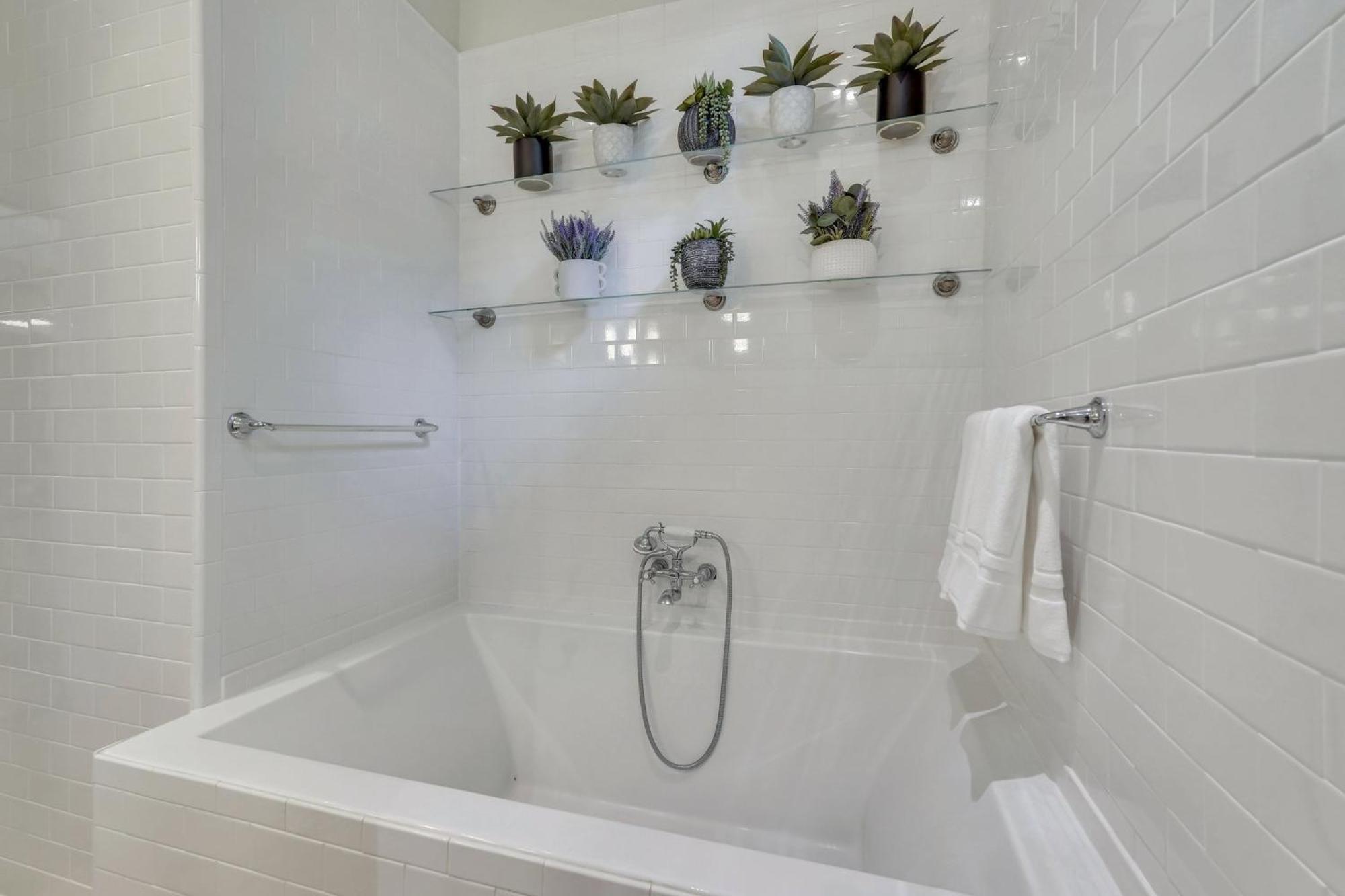 The Lincoln Loft, Near Forsyth Park With Free Parking Villa Savannah Eksteriør bilde